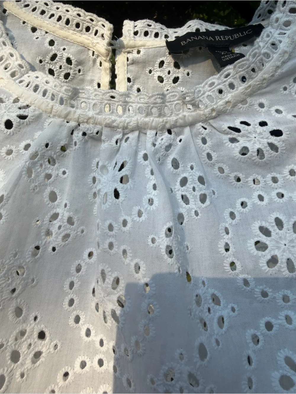 Banana Republic White Eyelet Lace Long Sleeve Top